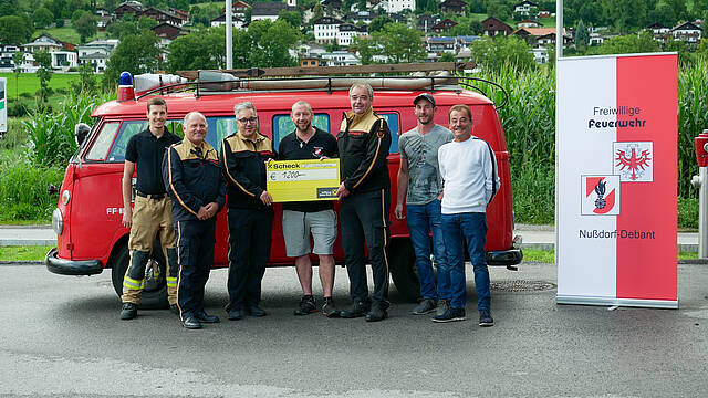 Maibaum 2023 - Scheckübergabe Unterstützungsfonds BFV Lienz