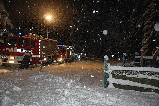 Kleineinsatz: Ab/ Umgestürztes Objekt