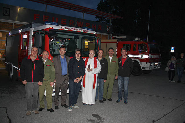 Ankunft und Segnung des neuen Löschfahrzeuges