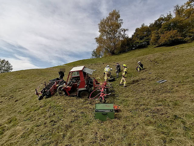 Mähtrak abgestürtzt